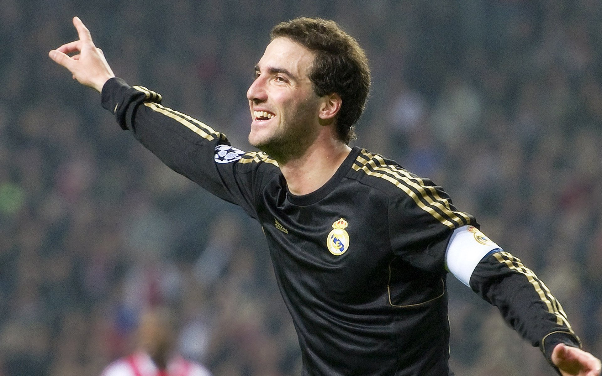 切尔西锋线调整增强禁区威胁，切尔西强在哪